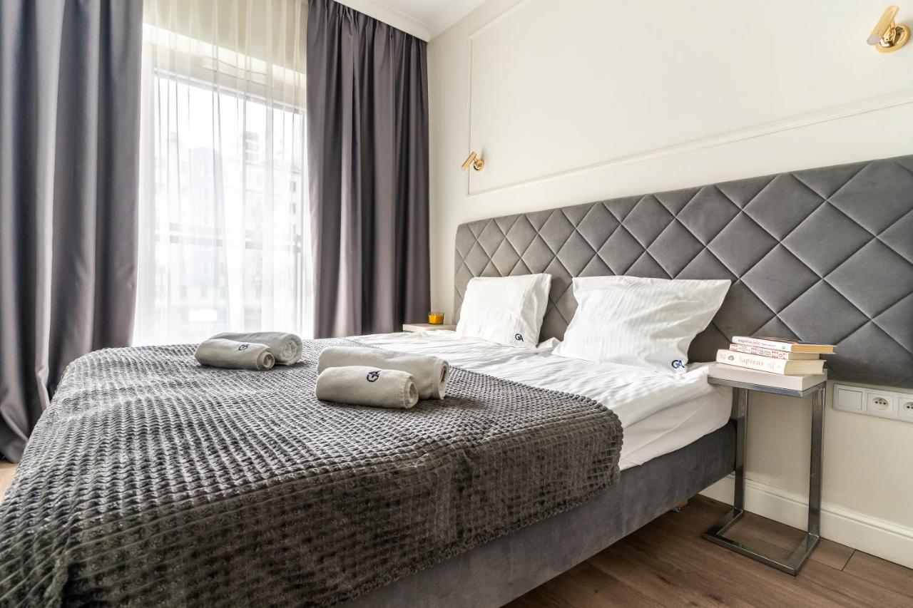 Apartamenty Mennica Residence - Golden Apartments Warschau Buitenkant foto