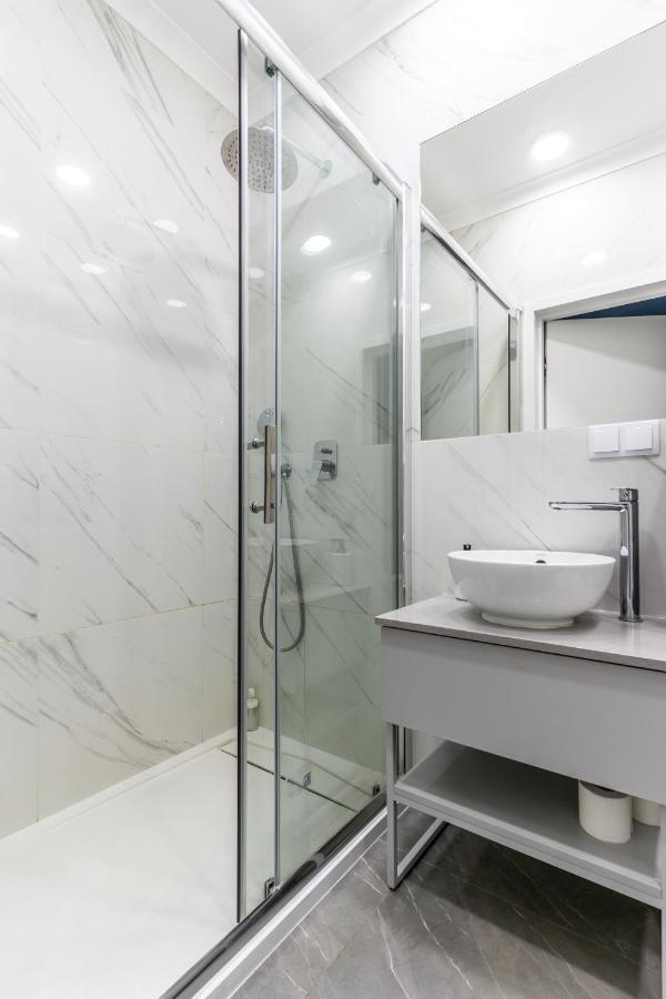 Apartamenty Mennica Residence - Golden Apartments Warschau Buitenkant foto