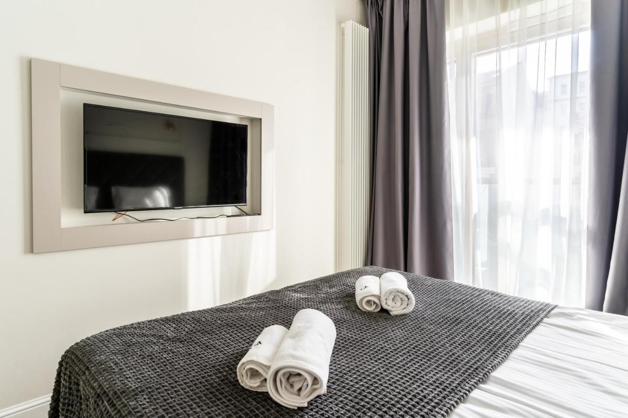 Apartamenty Mennica Residence - Golden Apartments Warschau Buitenkant foto