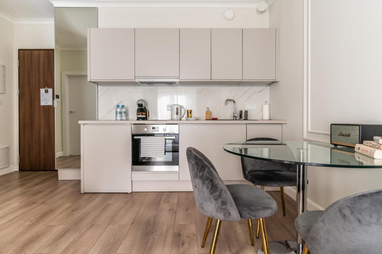 Apartamenty Mennica Residence - Golden Apartments Warschau Buitenkant foto