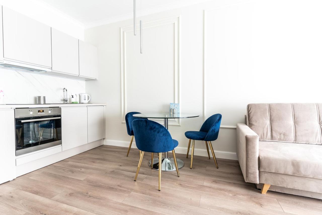 Apartamenty Mennica Residence - Golden Apartments Warschau Buitenkant foto