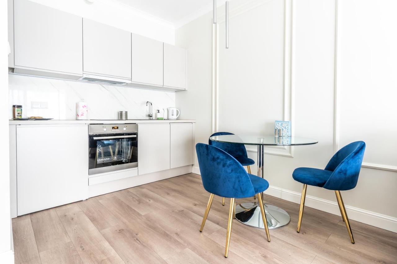 Apartamenty Mennica Residence - Golden Apartments Warschau Buitenkant foto